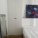 Appartement De 35 M2 Au Pied De La Tour Eiffel