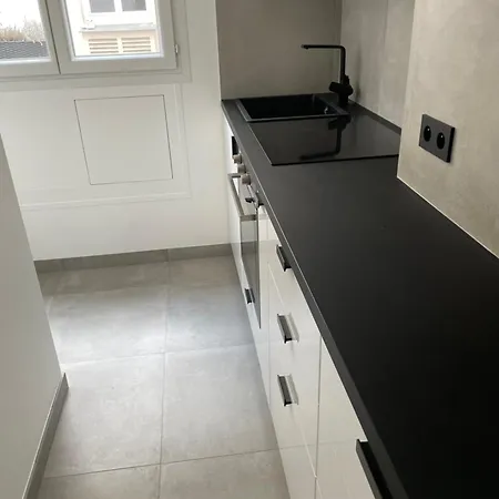 Apartment De 35 M2 Au Pied De La Tour Eiffel Paris
